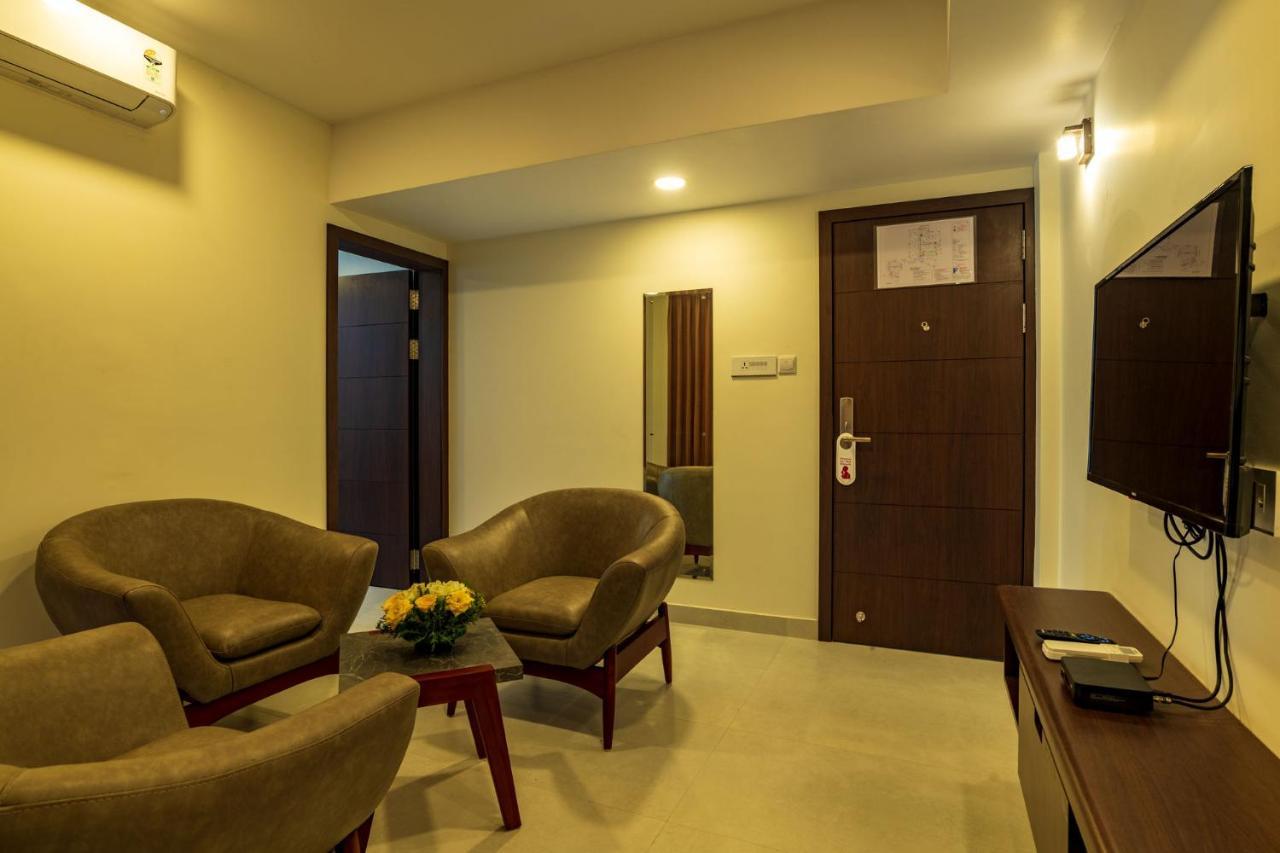 Arctic Hotel Kochi Exterior foto